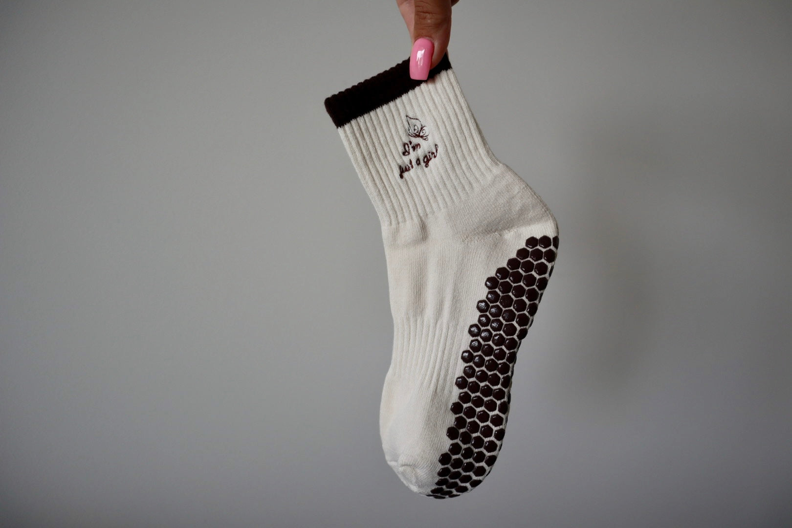 PILATES GRIP SOCKS - OAT LATTE
